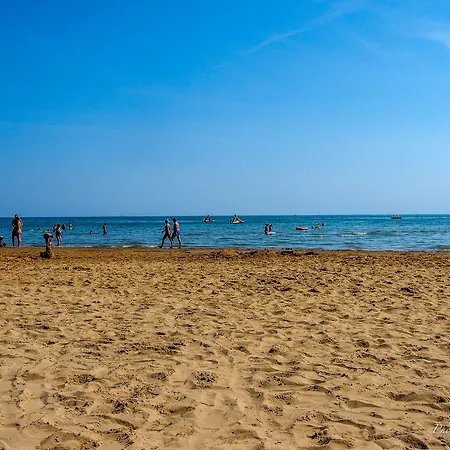 Spacious And Bright Flat With Swimming Pool - Beahost * Bibione