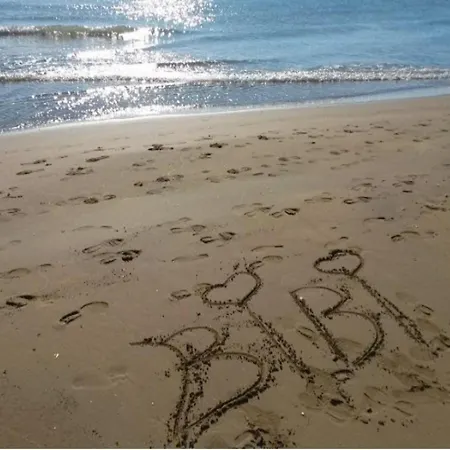 Spacious And Bright Flat With Swimming Pool - Beahost Μπιμπιόνε