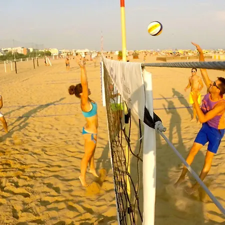 Διαμέρισμα Spacious And Bright Flat With Swimming Pool - Beahost