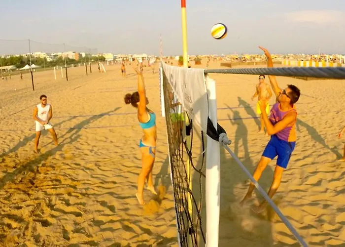 Apartment Spacious And Bright Flat With Swimming Pool - Beahost *