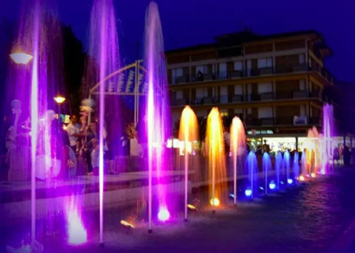 Spacious And Bright Flat With Swimming Pool - Beahost Apartament *