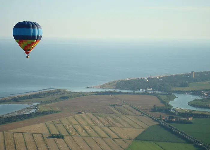 Spacious And Bright Flat With Swimming Pool - Beahost